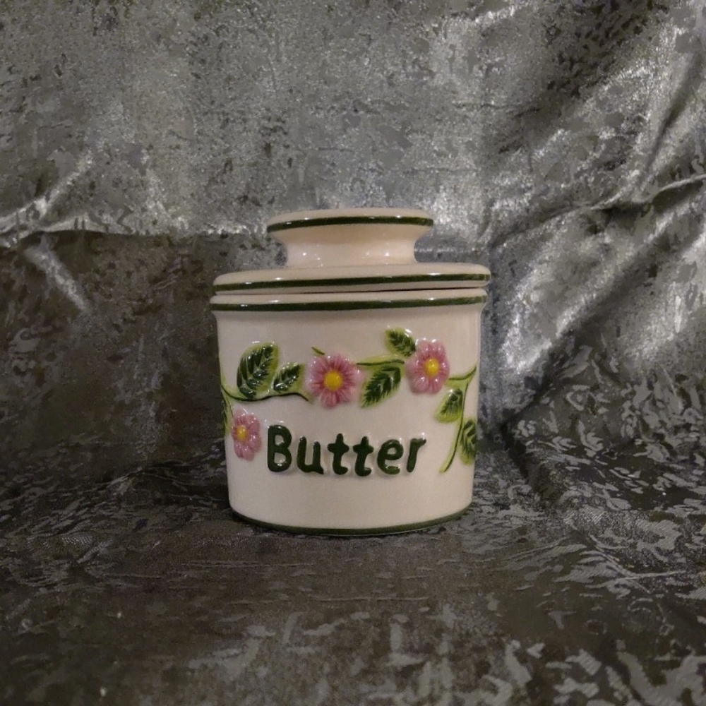 Vintage Tremain Floral Butter Bell . Ceramic
